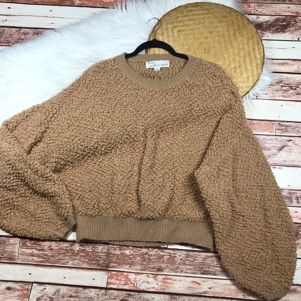 Vintage Havana balloon sleeve fuzzy sweater